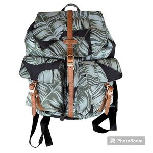 Herschel Woman’s Dawson Black & Greenish Grey Leaf Print Small Backpack